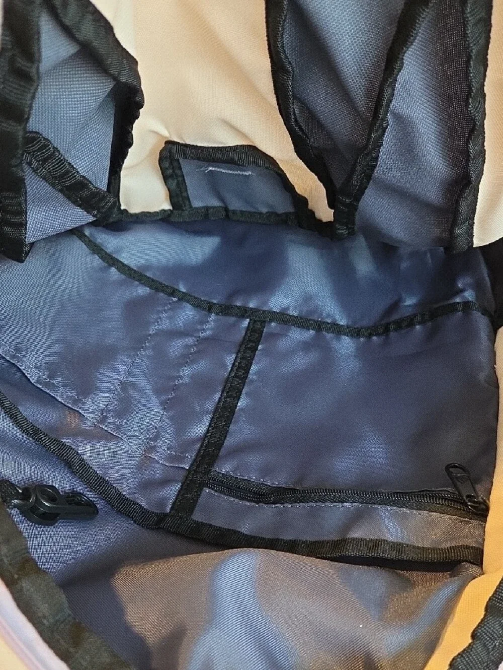 adidas Men’s Gray & Cream Athletic Backpack
